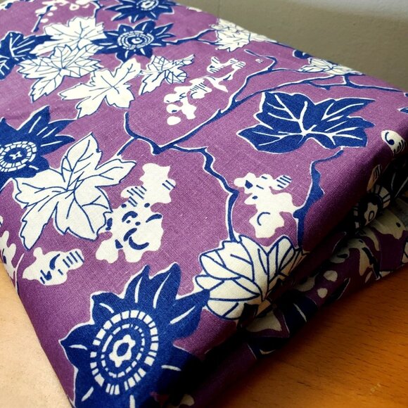 COTTON FABRIC FLORAL PRINT NEW 148" x 30" PURPLE BLU  WHITE CRAFT SEWING QUILT - Picture 1 of 5